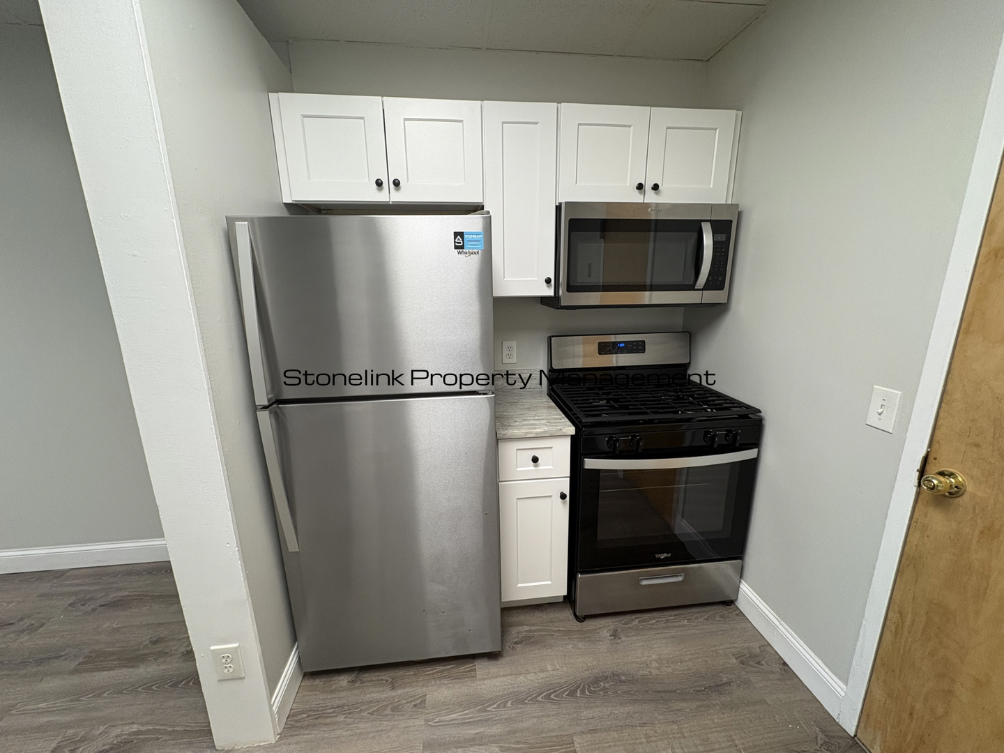 East Providence Apartment: 850 Broadway Avenue