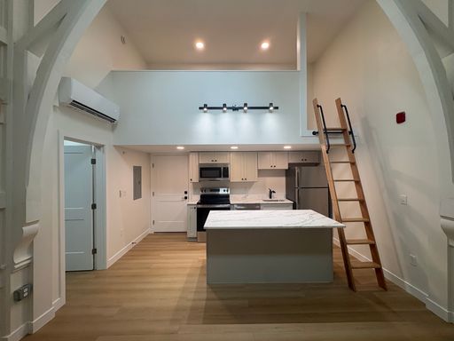 Fully Renovated 2nd Floor One Bedroom Loft Style Apartment For Rent! – photo 1