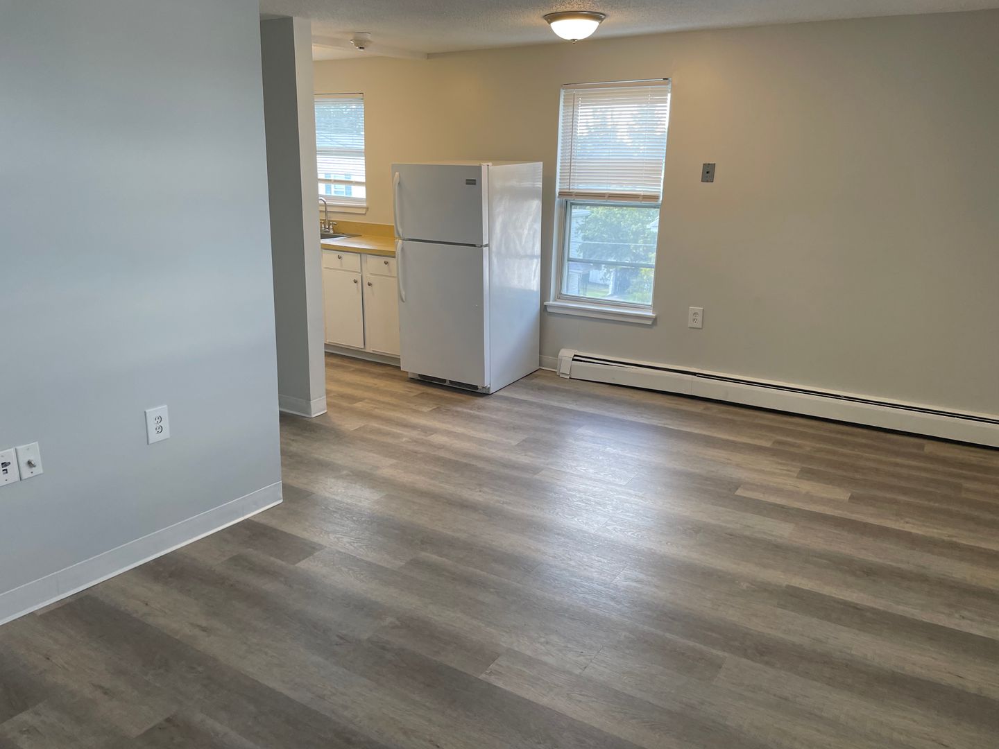 Central Falls Apartment: 140-142 Cross Street