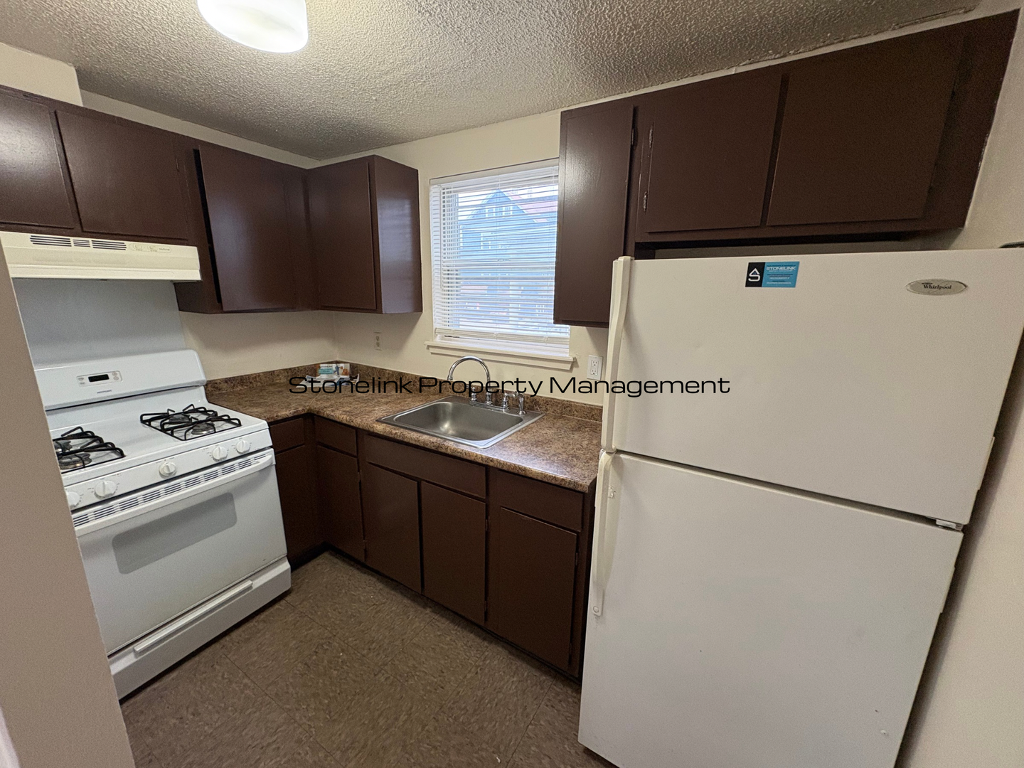 Central Falls Apartment: 156 Rand Street