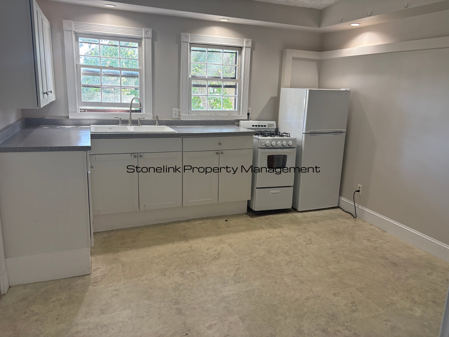 East Greenwich Apartment: 31 Queen Street