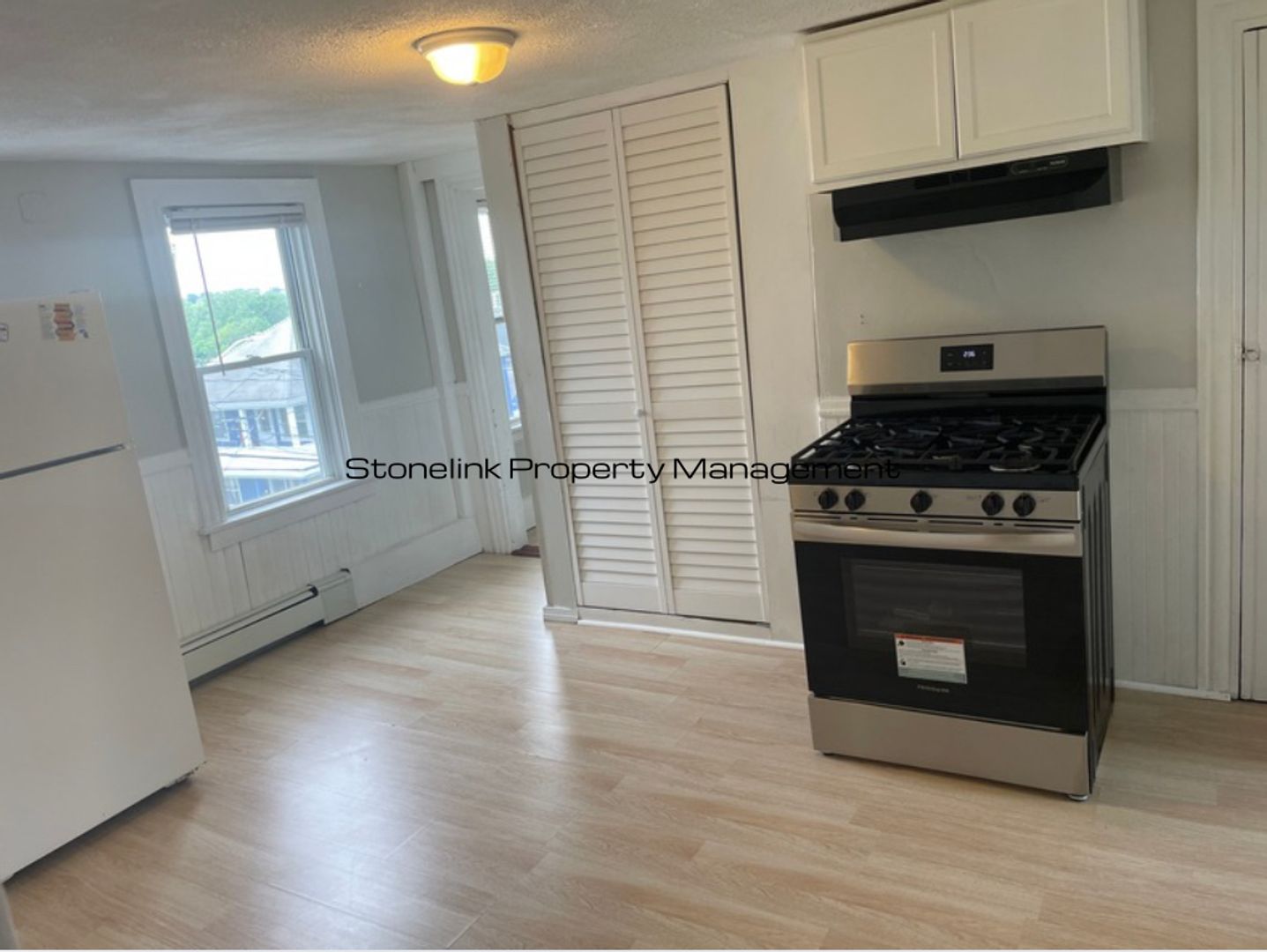 Providence Apartment: 49 Commodore Street
