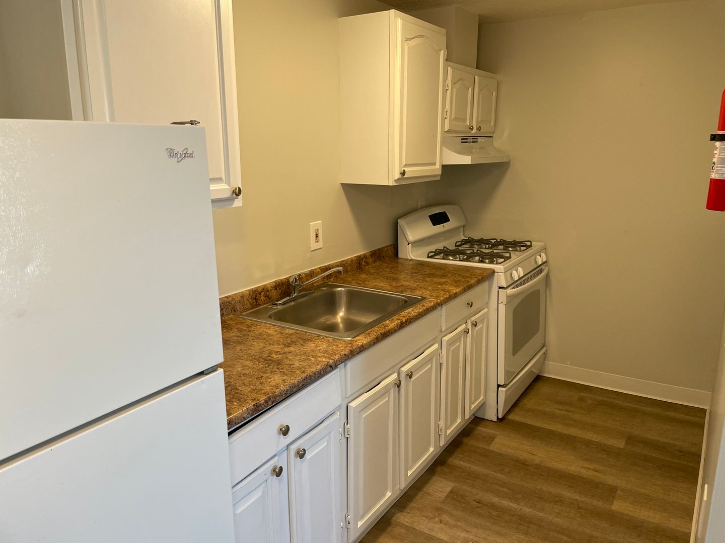 Central Falls Apartment: 3 Sumner Avenue