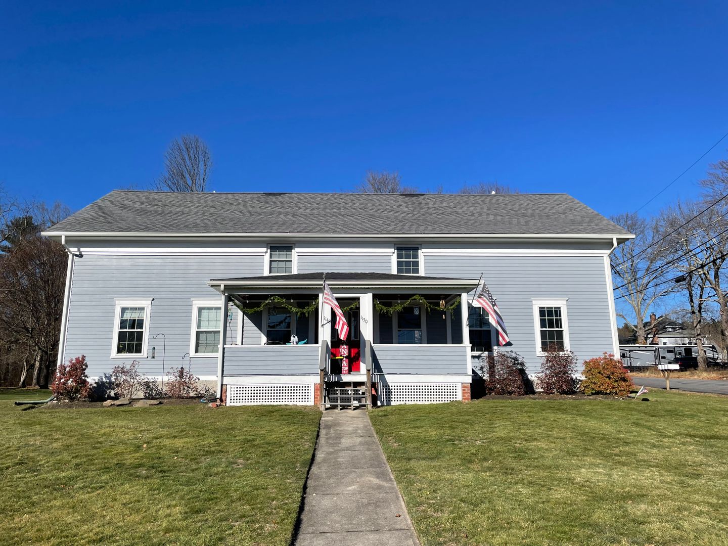 Oakland House: 1148-1152 Victory Highway