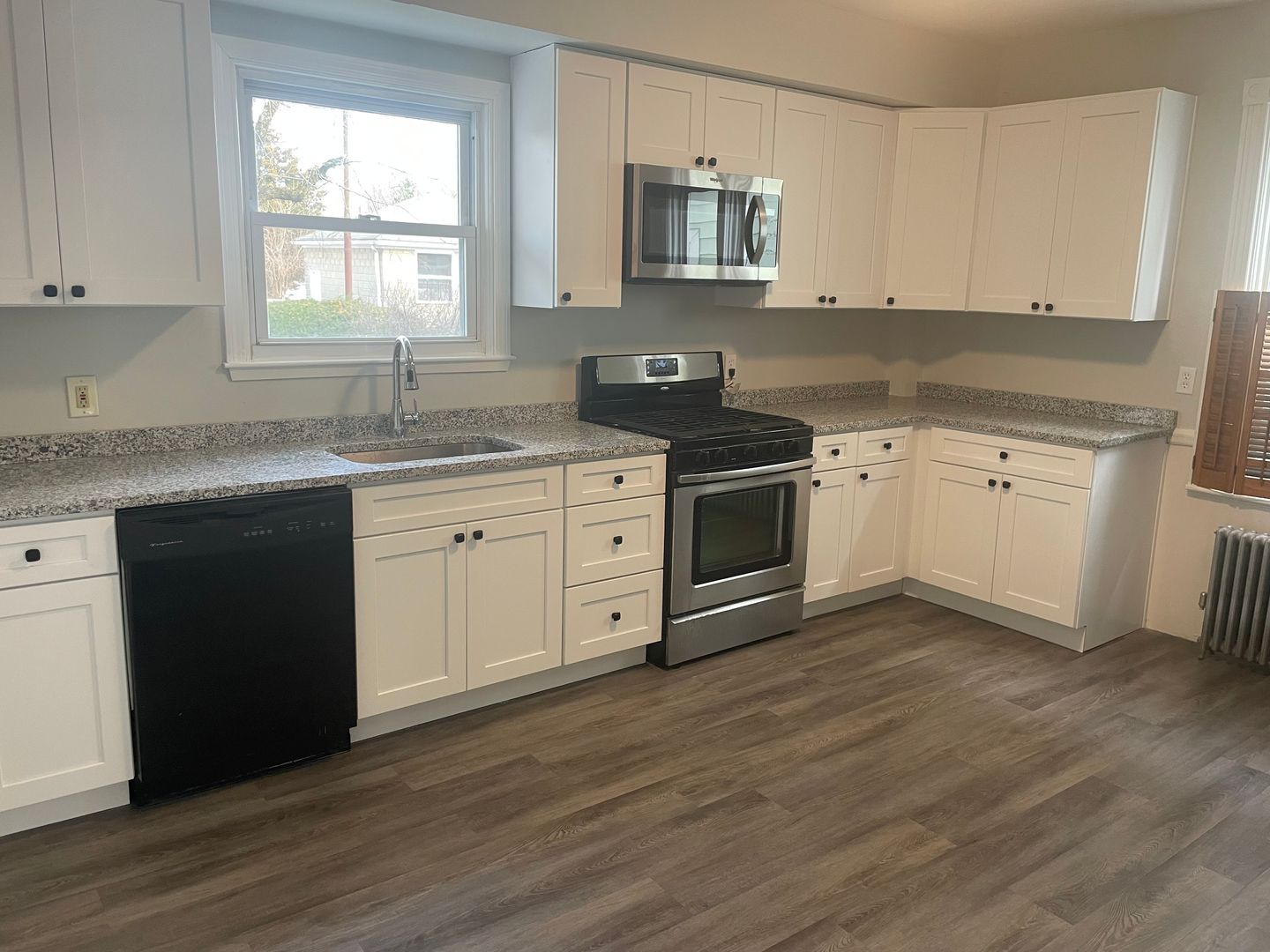 Providence Apartment: 387 Branch Avenue