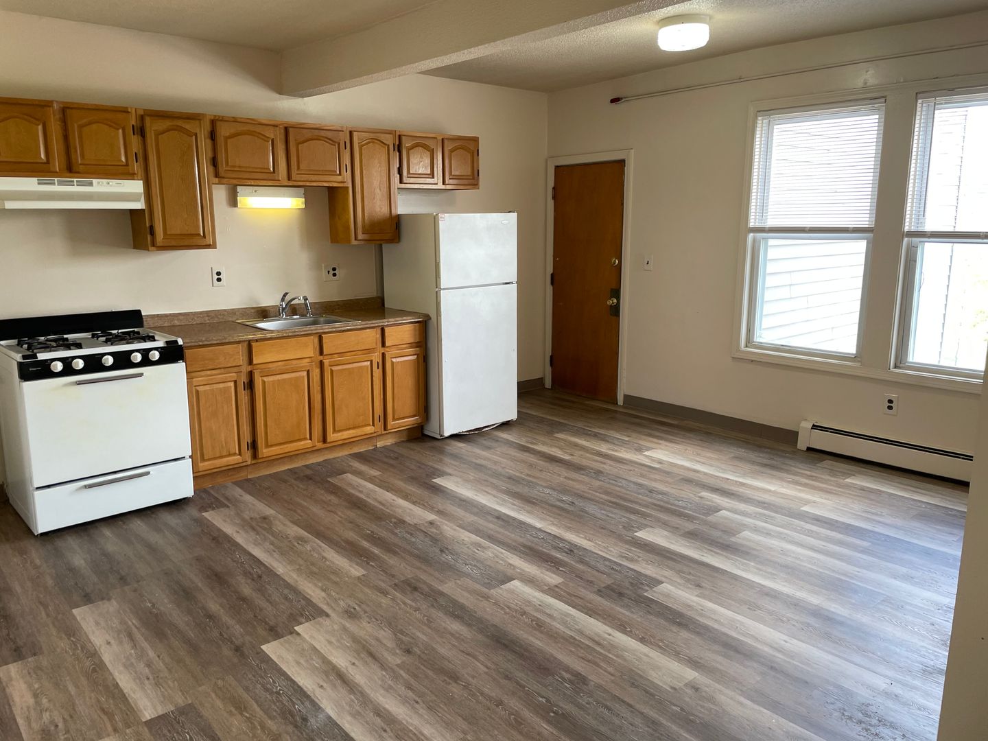 Woonsocket Apartment: 351 East School Street