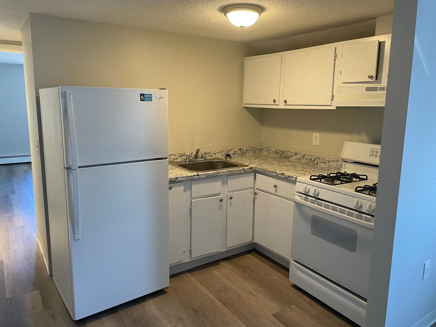 Central Falls Apartment: 99 Garfield Street