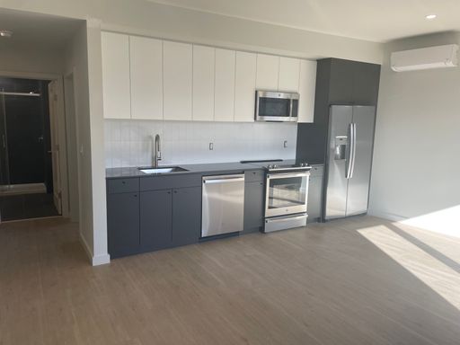 Newly Renovated Apartment For Rent in Providence! – photo 1