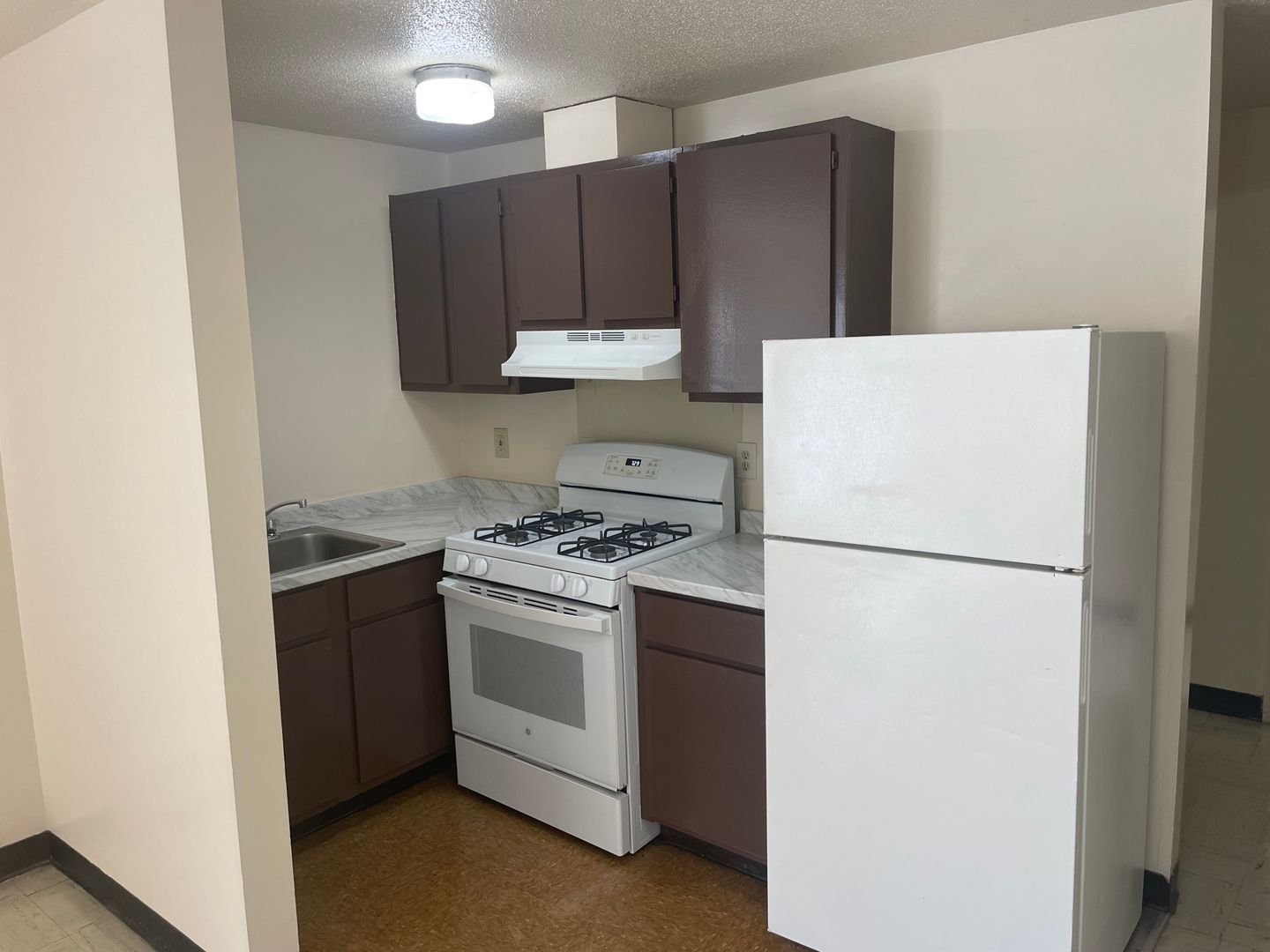 Central Falls Apartment: 15 Sumner Avenue