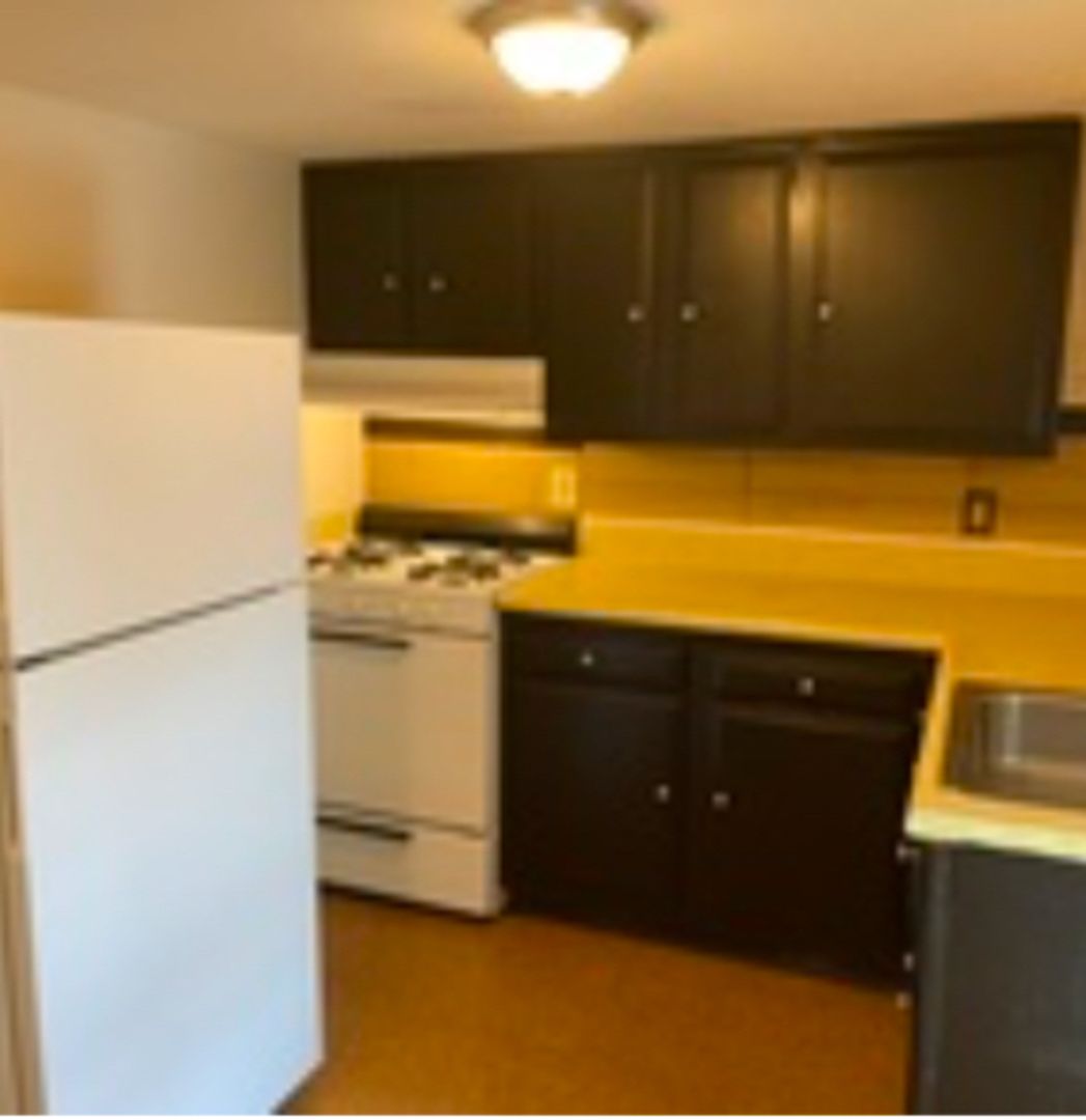 Central Falls Apartment: 212-214 Washington Street