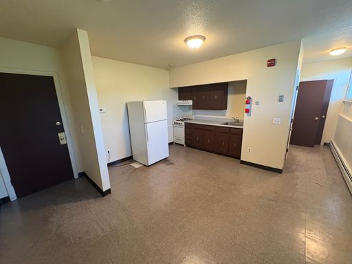 Studio Apartment for Rent in Woonsocket!
