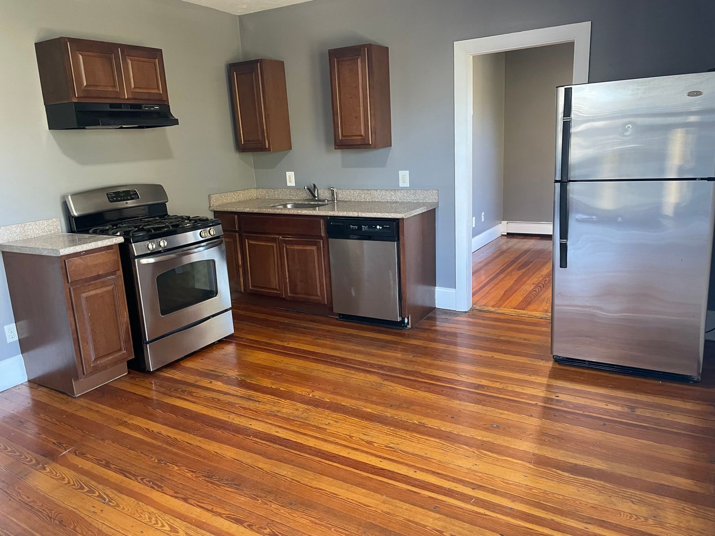 Pawtucket Apartment: 94 Lonsdale Avenue / Lewis Street