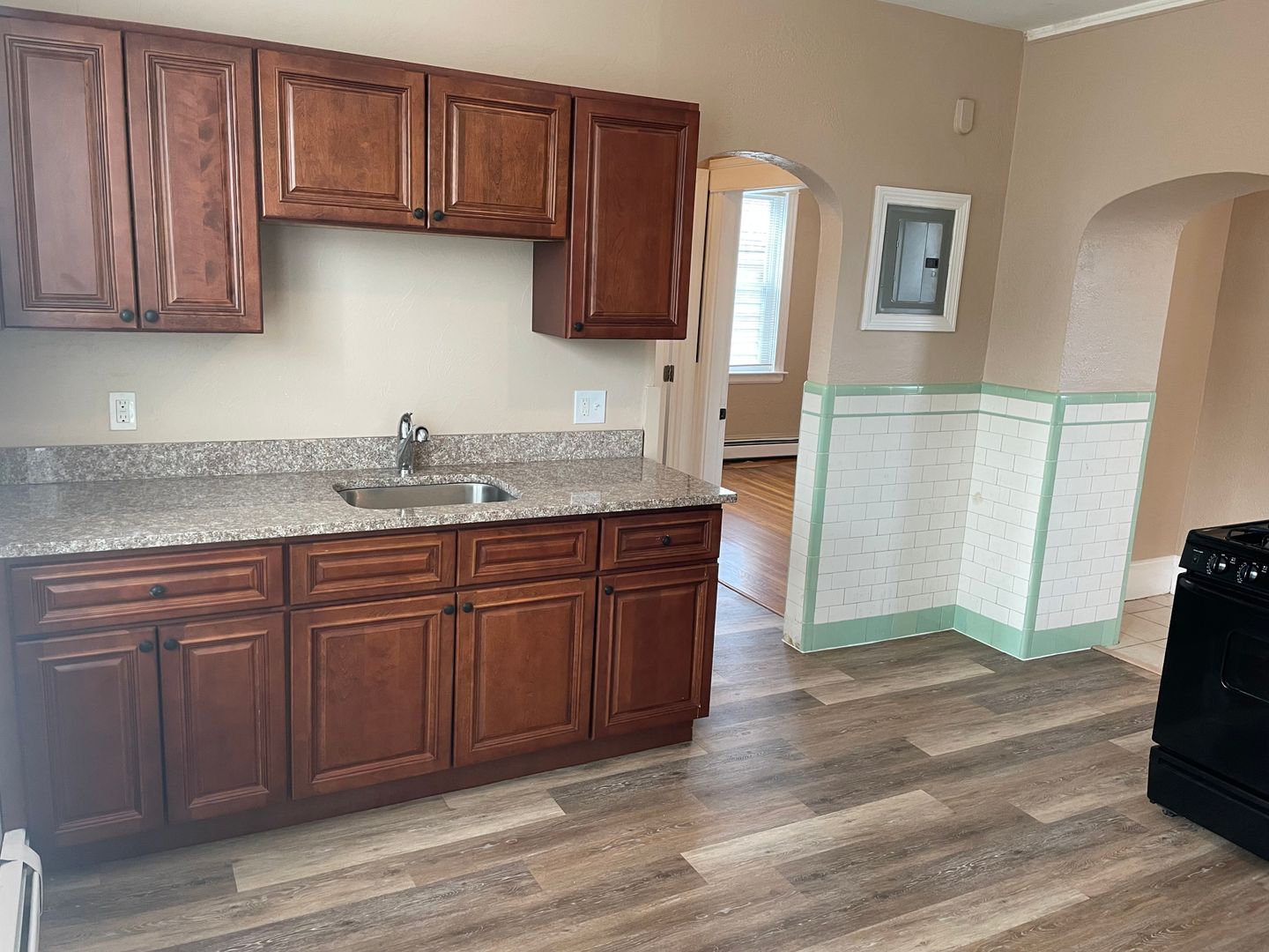 Providence Apartment: 154-158 Regent Avenue