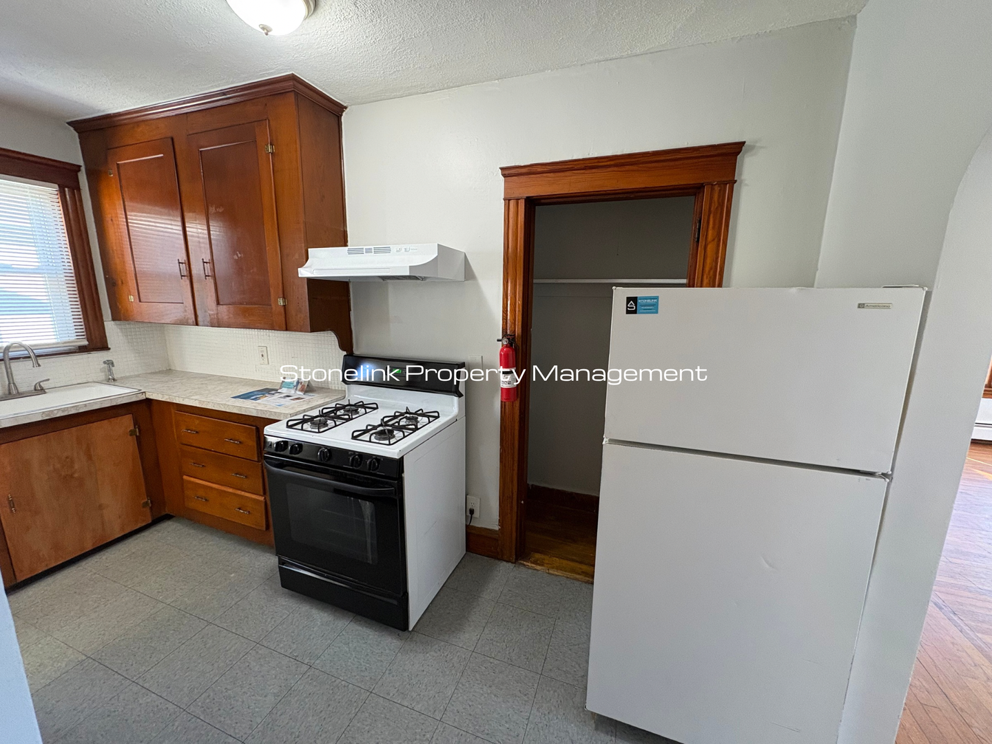 Central Falls Apartment: 1088-1090  Lonsdale Avenue