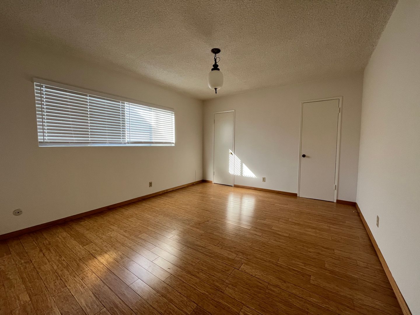 West Hollywood Apartment: 1135 N Ogden Dr Unit 08