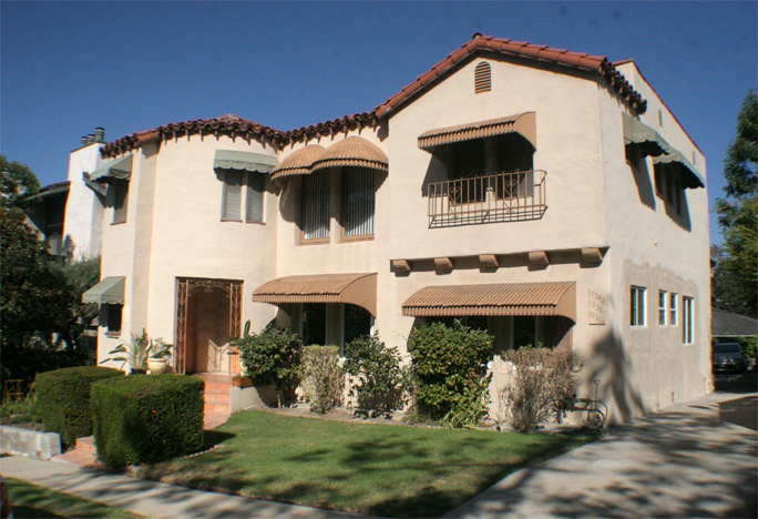 Los Angeles Apartment: 1934 1/2 Holmby Ave