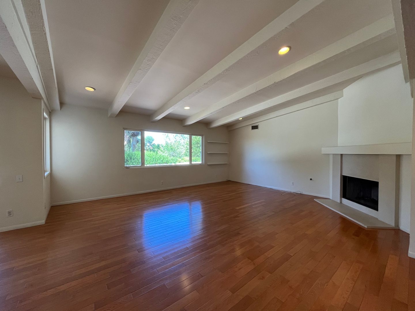 Sherman Oaks House: 3368 Vista Haven Rd