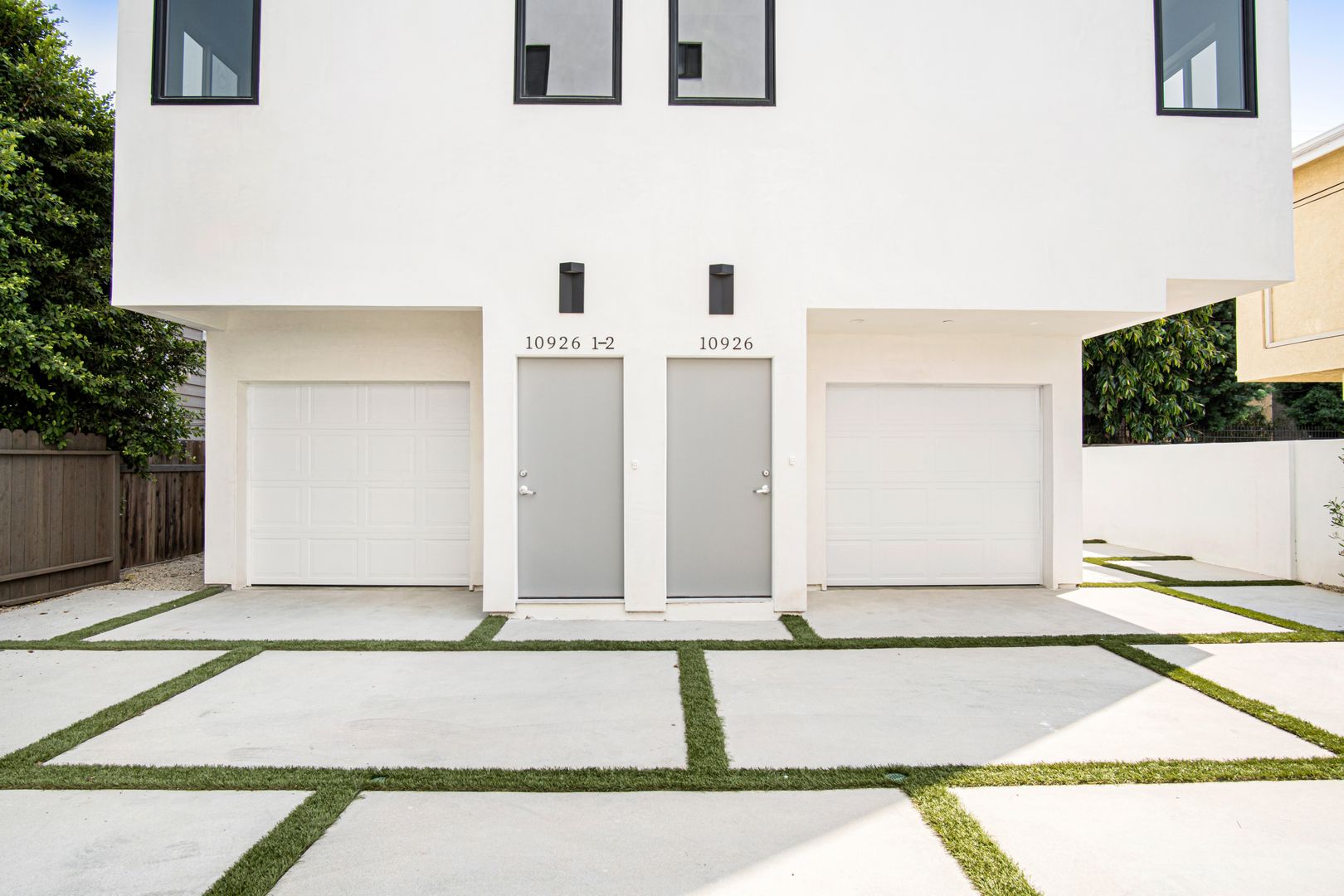 North Hollywood Apartment: 10926 1/2 Hesby St