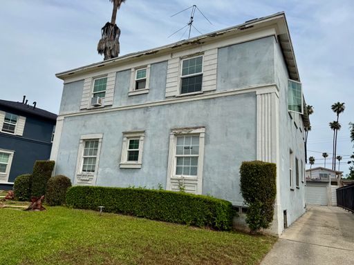 1624 S Bronson Ave – photo 1