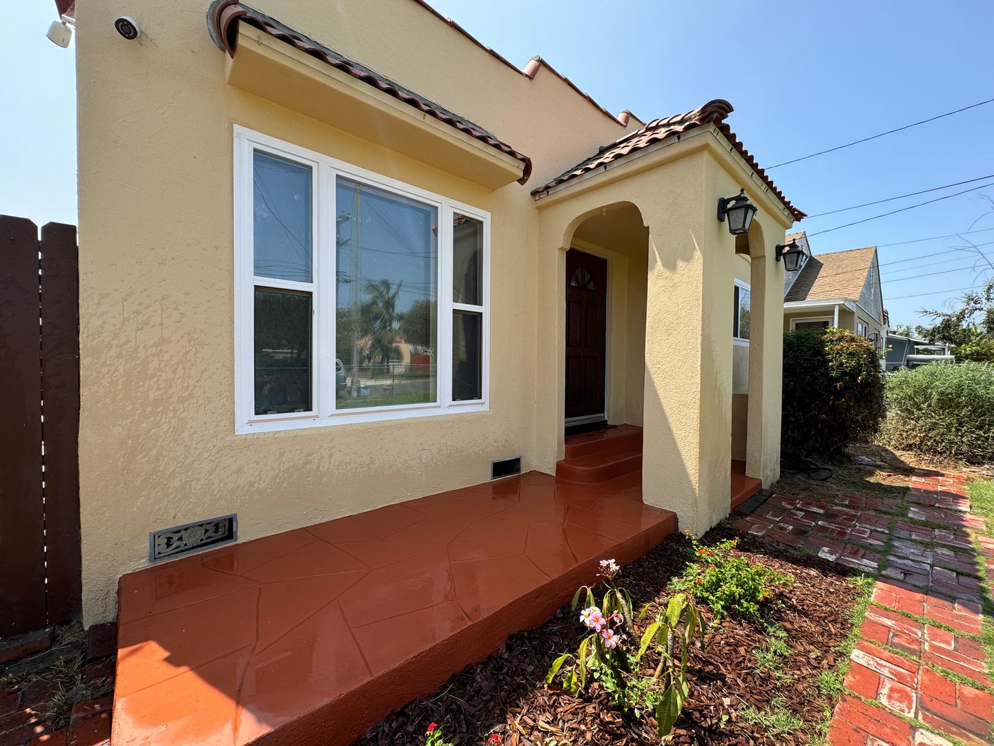 Inglewood House: 518 Magnolia Ave