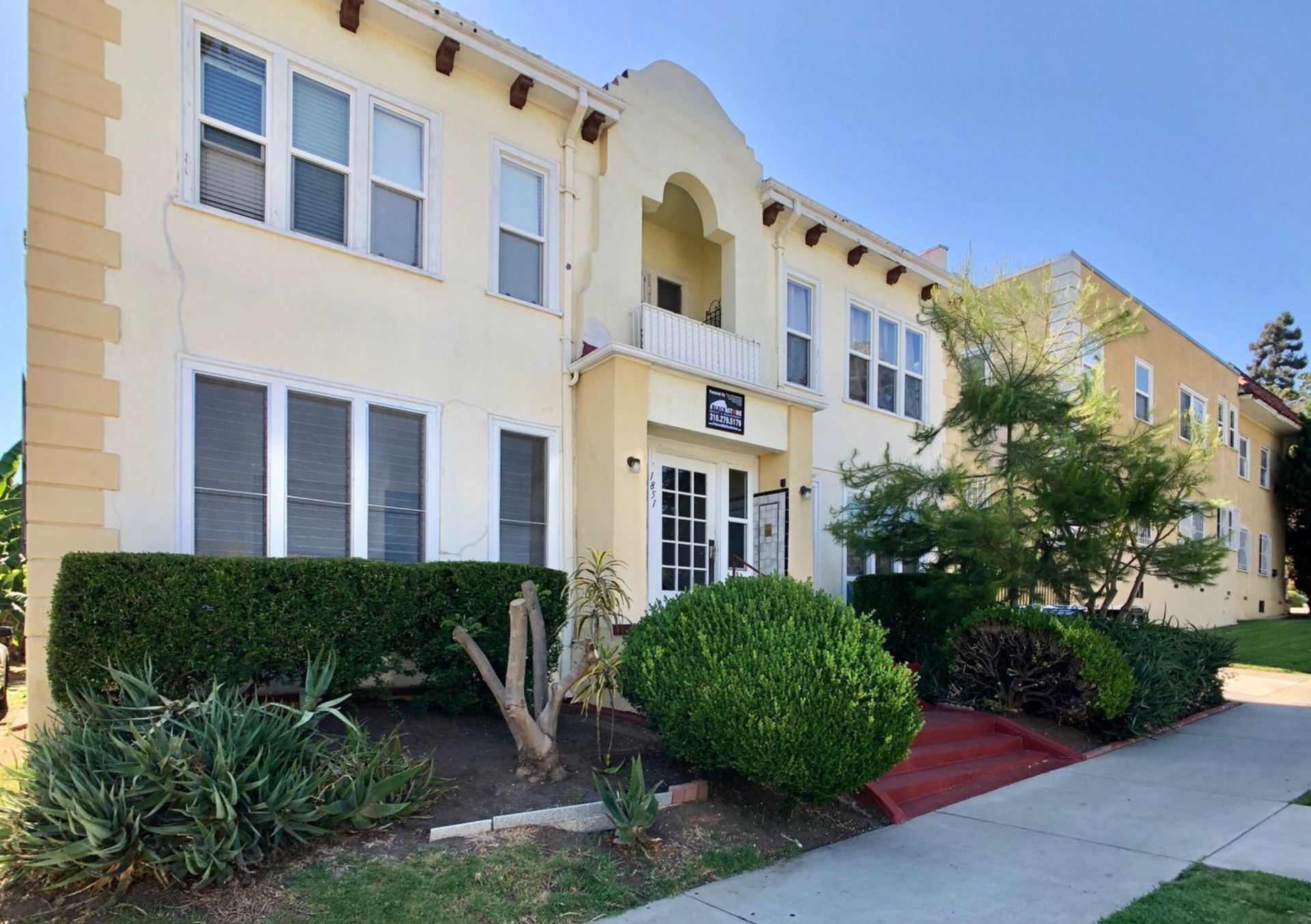 Los Angeles Apartment: 1851 Normandie Ave  Unit 20