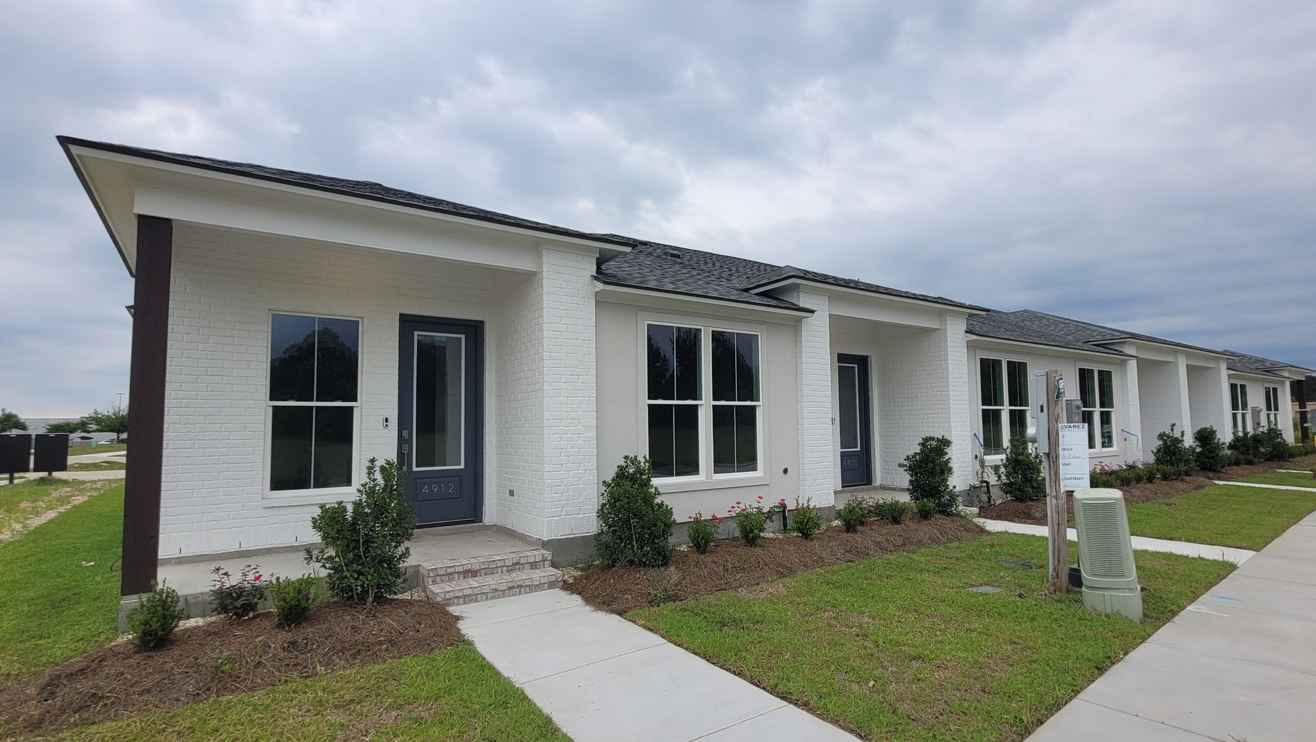 Zachary Townhome: 4912 Bob Odom Dr