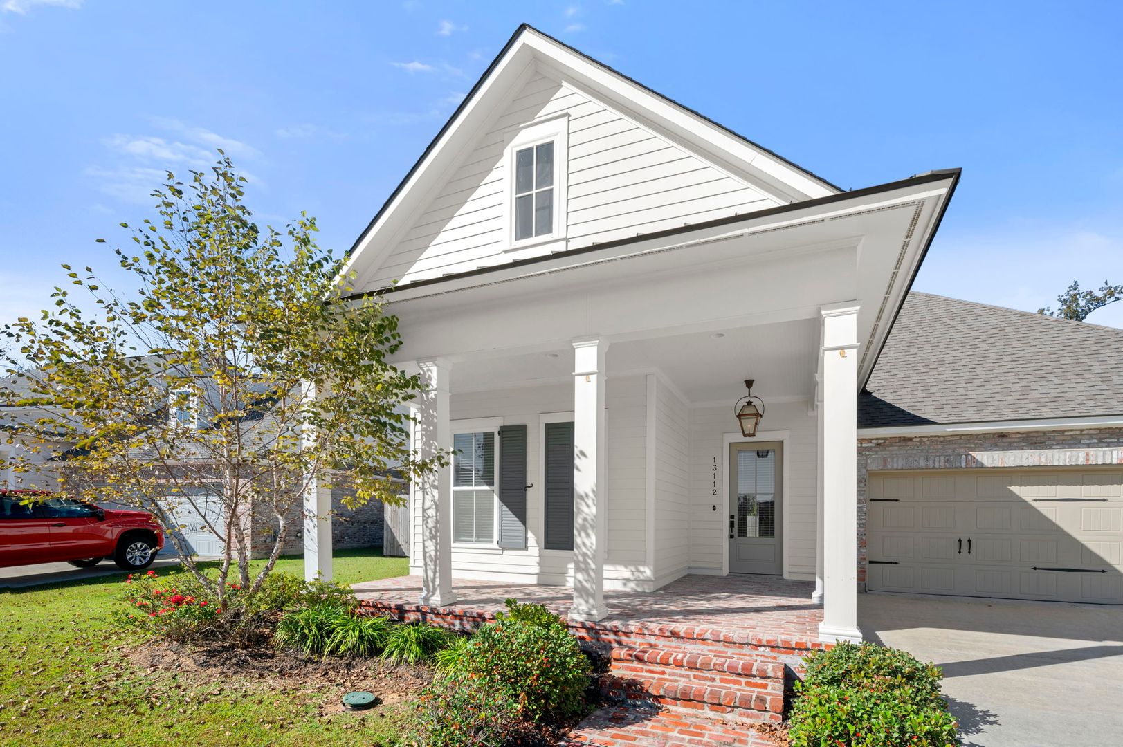 Central House: 13112 Elissa Lane