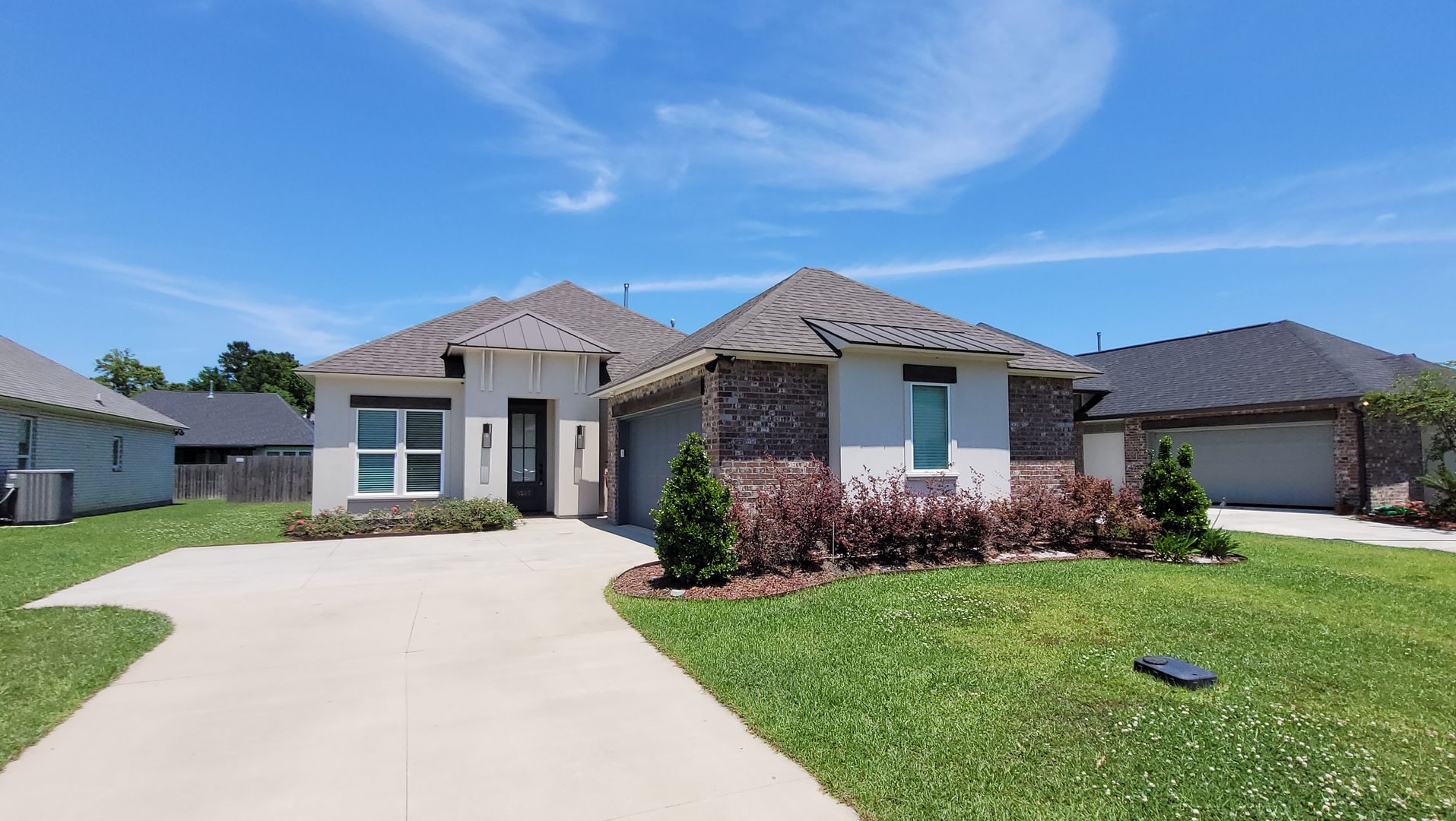 Denham Springs House: 9587 South Creek Dr