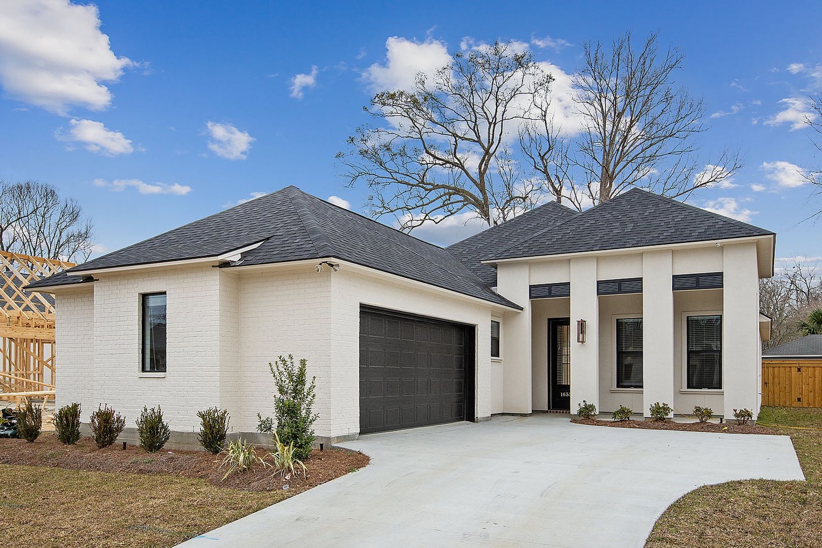 Baton Rouge House: 16553 Villa Brielle Ave