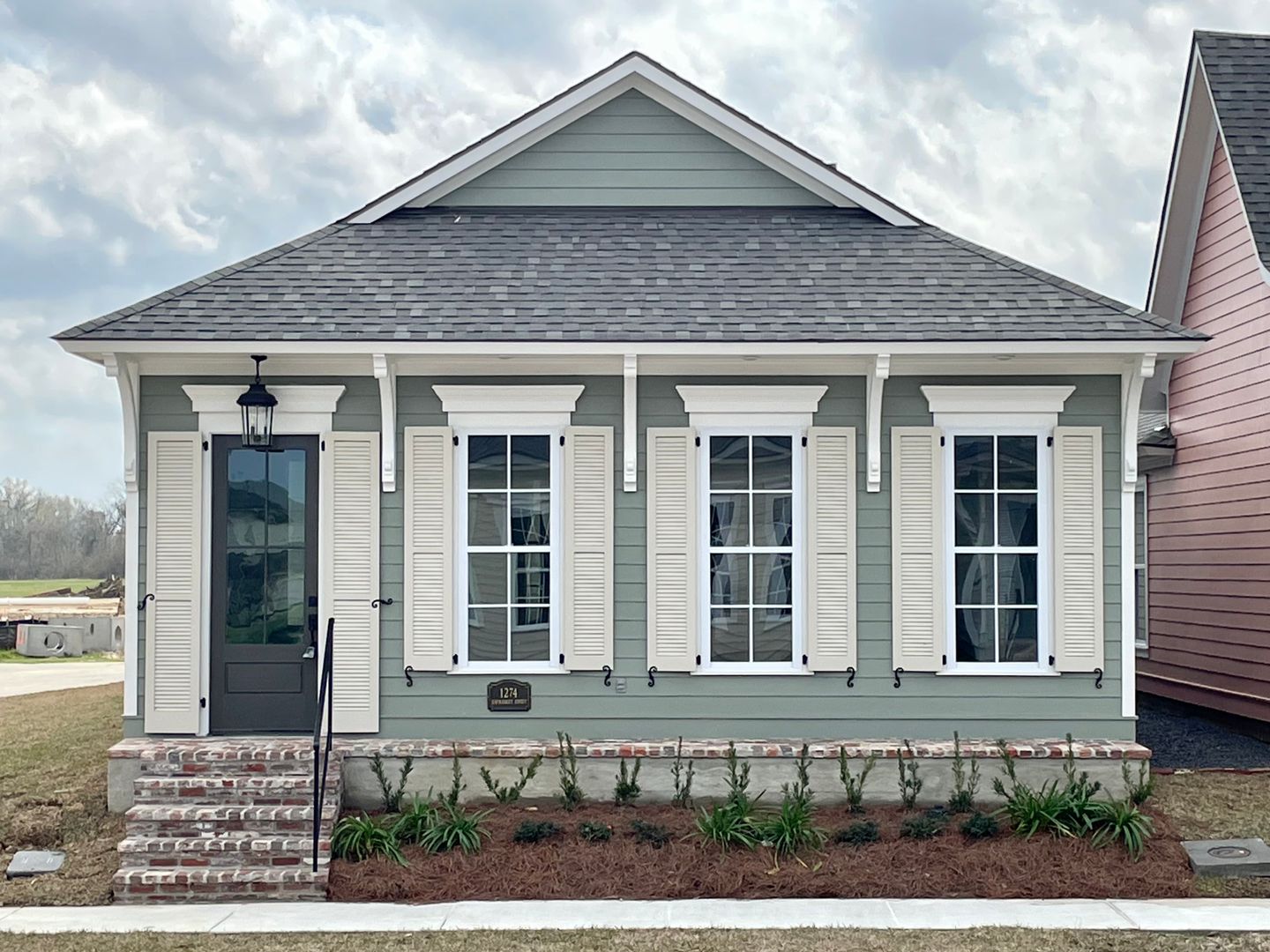 Zachary House: Americana  181/ 1274 Haymarket St