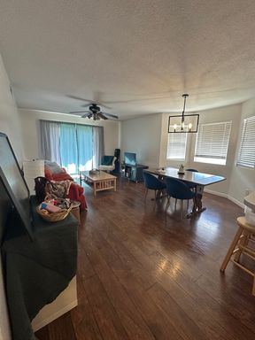One Female Bedroom For Rent in Orem