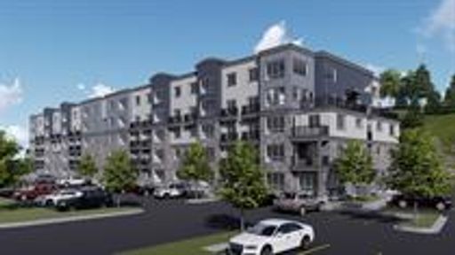 Bottom floor 3 bed 3 bath end unit – photo 1