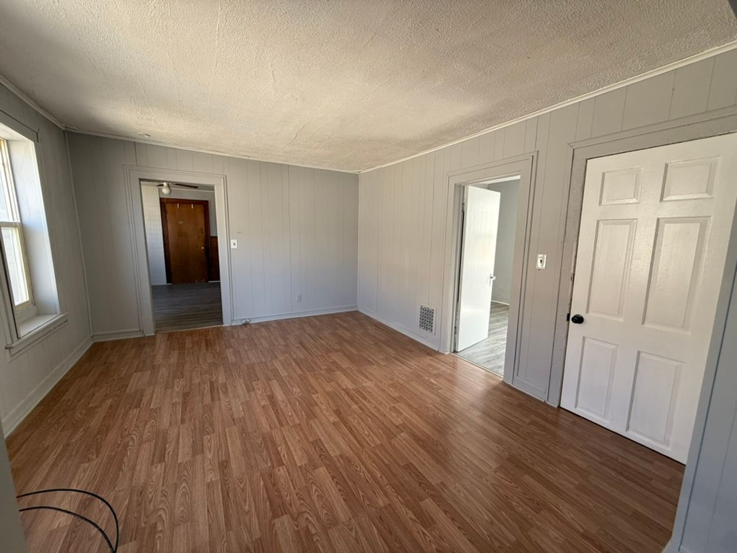 Utica Apartment: 1121 St. Vincent Street