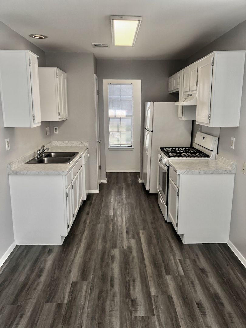 Austin Apartment: 12402 Alderbrook Drive