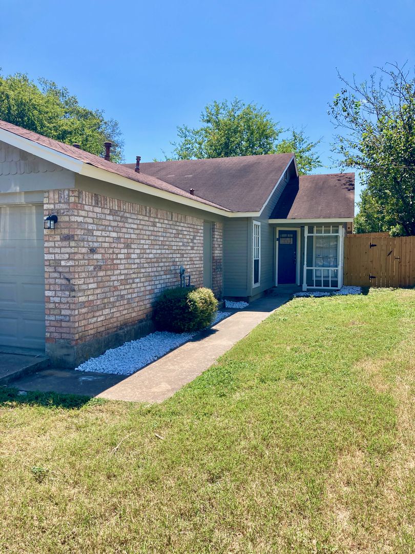 Austin Apartment: 1809 Prairie Knoll Court