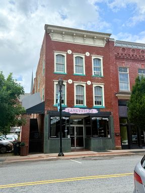 1 Bedroom Apartment in Downtown Lynchburg! – photo 1
