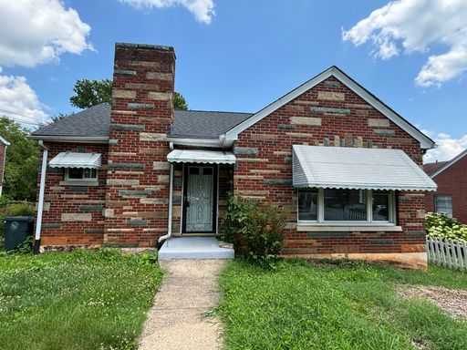 3 Bedroom Home off Fort Ave! – photo 1