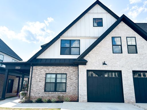 4 Bedroom Townhome in Westyn Village! – photo 1