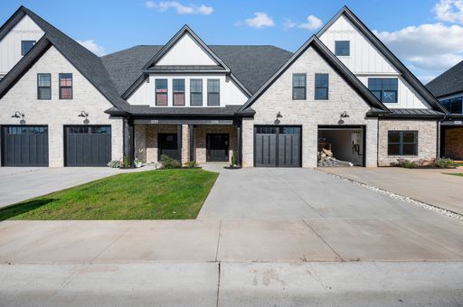 Coming Soon for August Move In! 3 Bedroom Townhome in Westyn Village! – photo 1