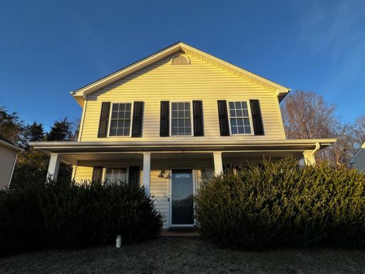 3 Bedroom Home in New Towne! – photo 1