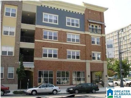 Wonderful 1 bedroom, 1 bathroom studio unit in the heart of the UAB Medical District – photo 1