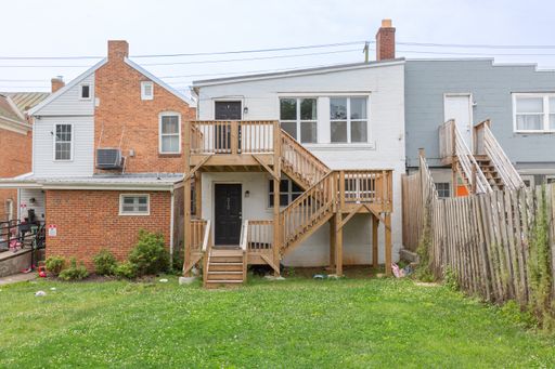2 Bed, 1 Bath Second Floor Apartment in Downtown Martinsburg – photo 1