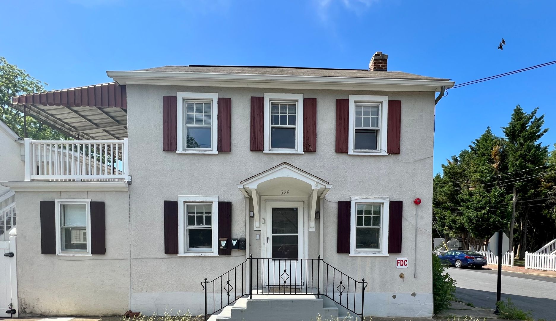 Charles Town Apartment: 326 E Liberty St