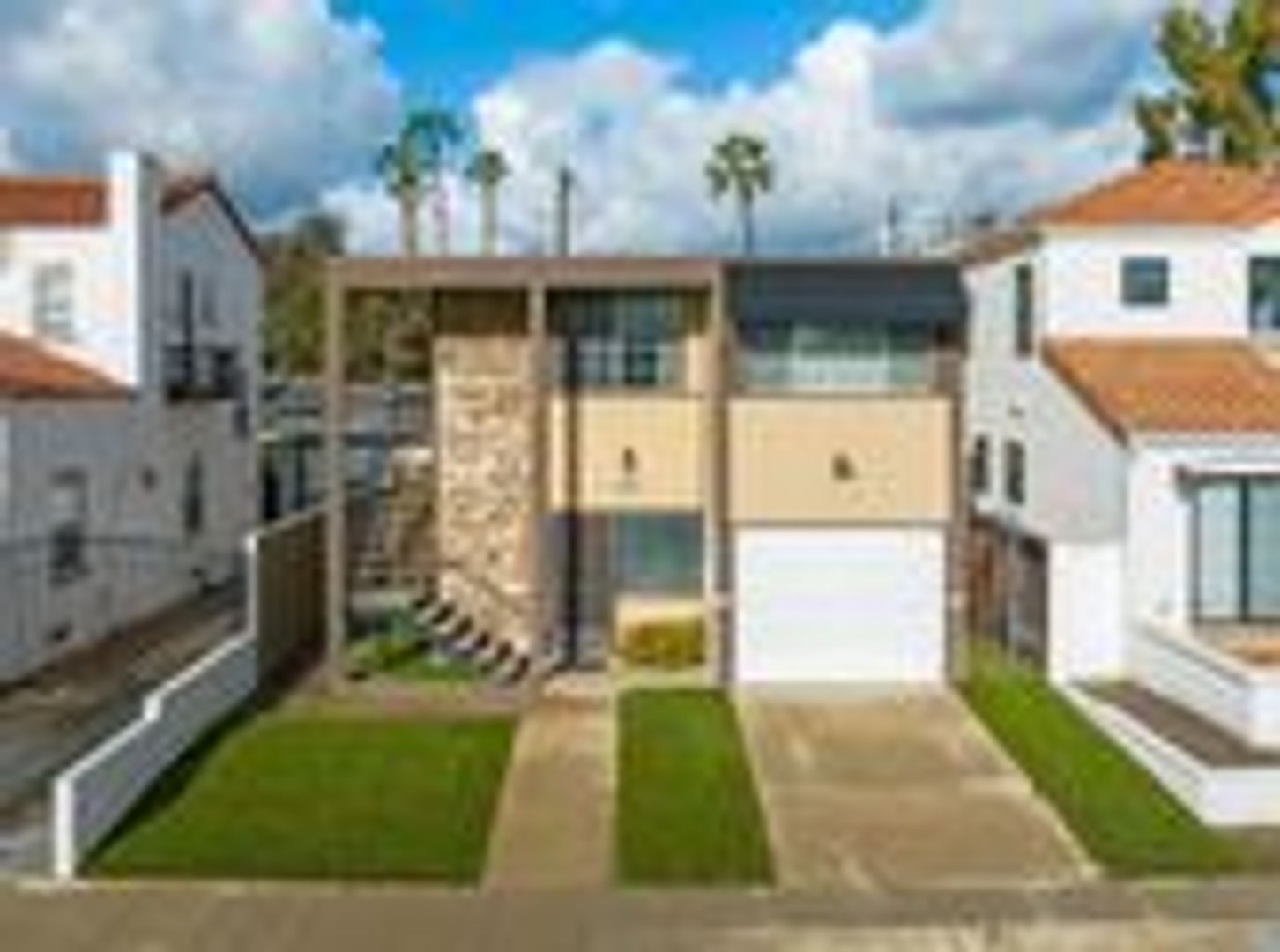 LONG BEACH Apartment: 233 ARGONNE AVE