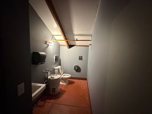 Listing photo thumbnail