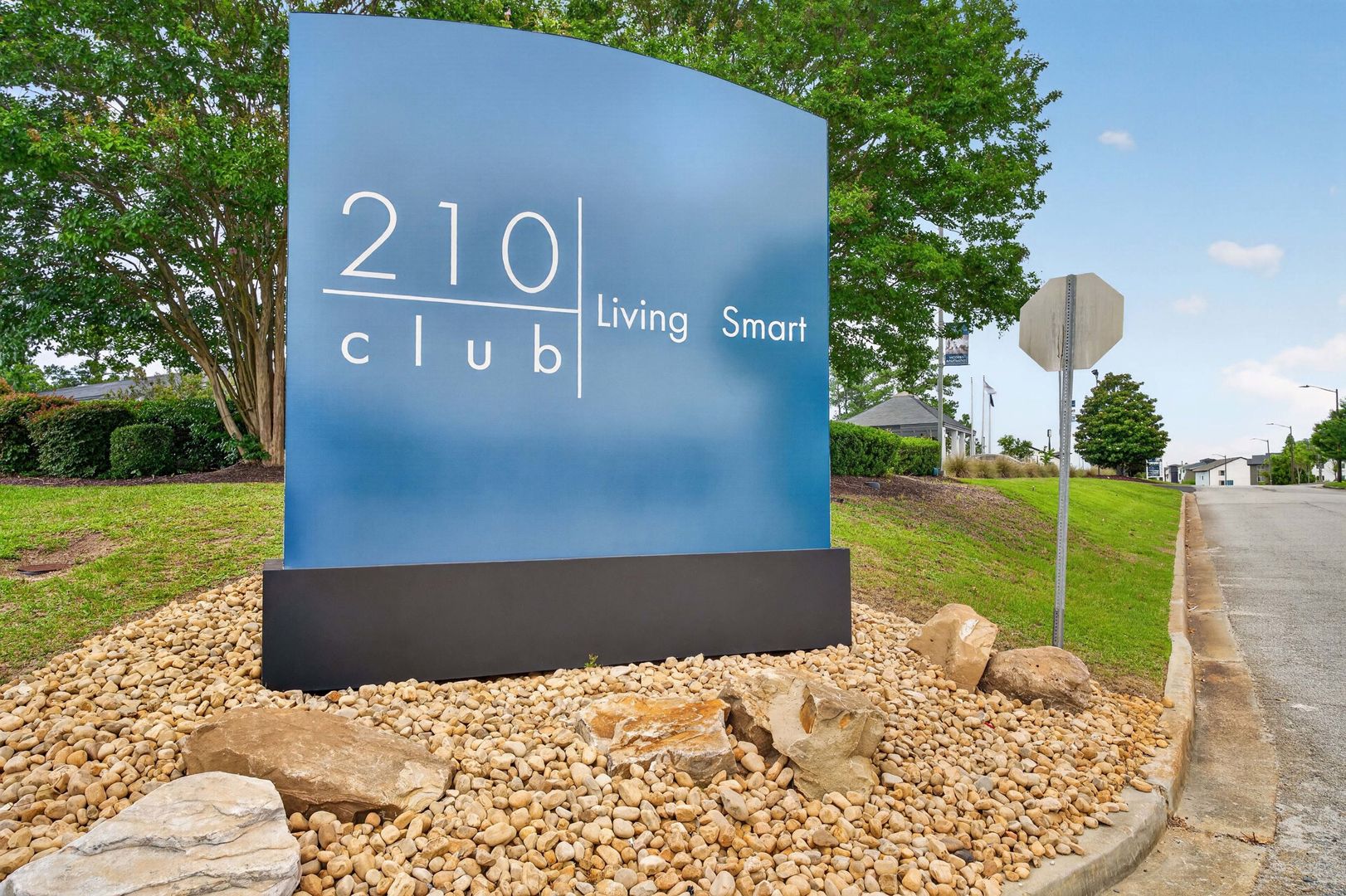 Augusta Apartment: 210 Reservation Way