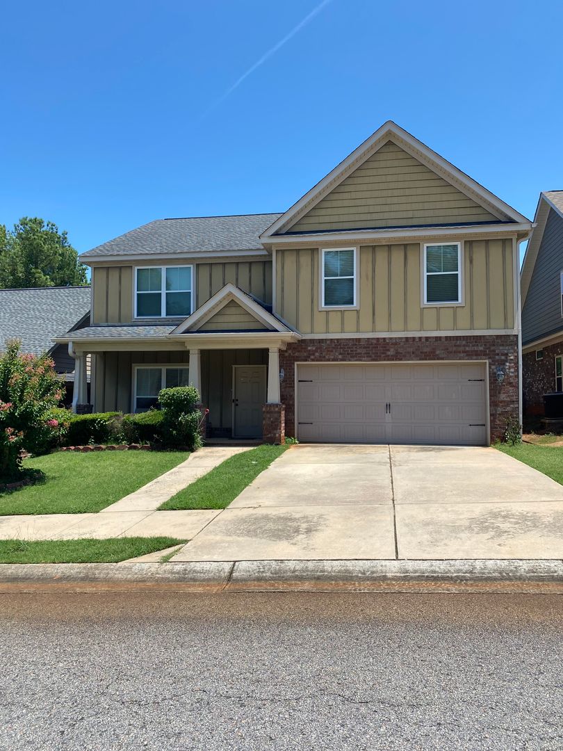 Evans House: 1023 Barrett Drive