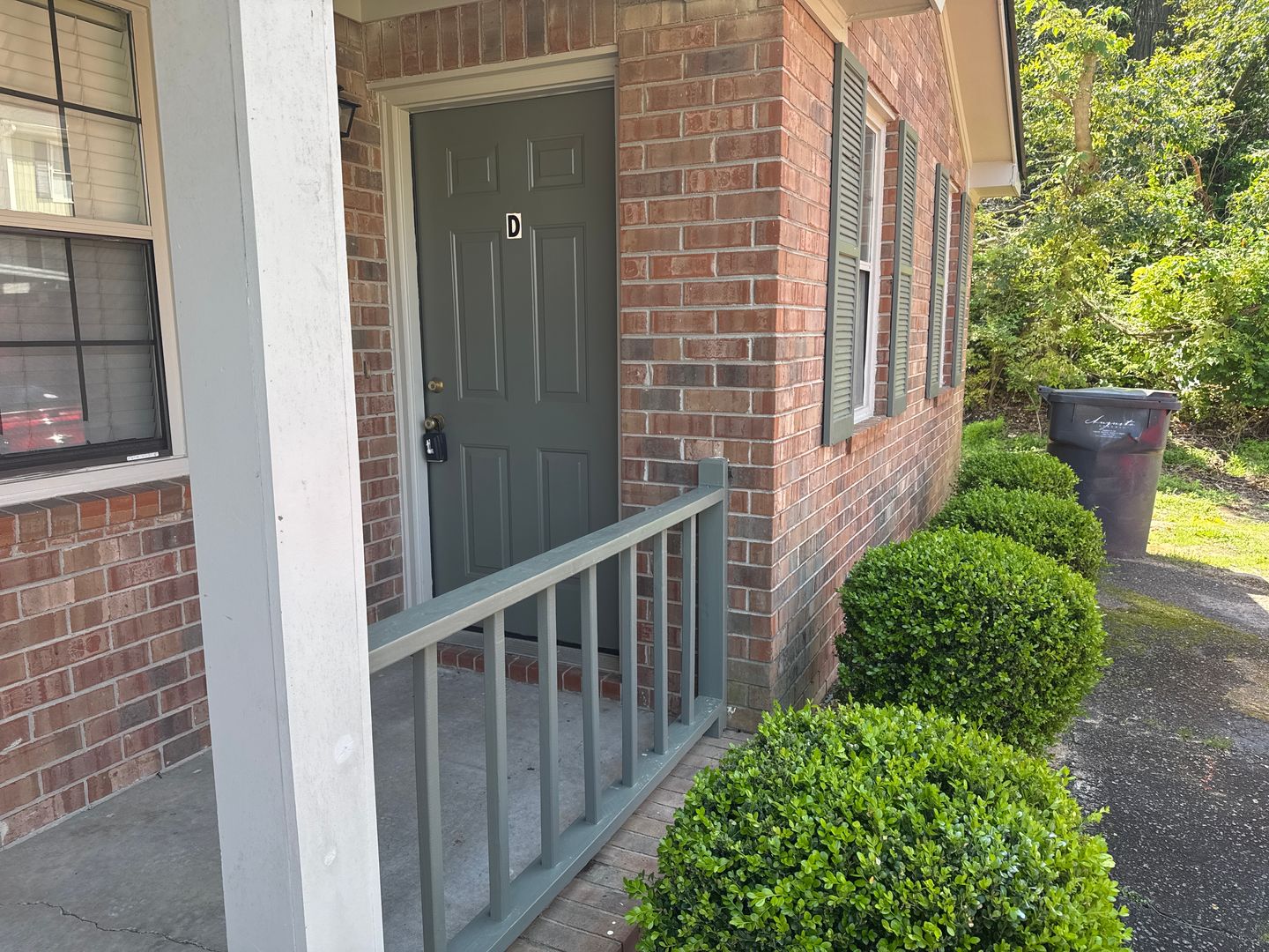 AUGUSTA Apartment: 2924 HENRY STREET