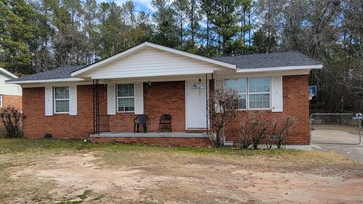 Section 8 accepted with approved application – photo 1