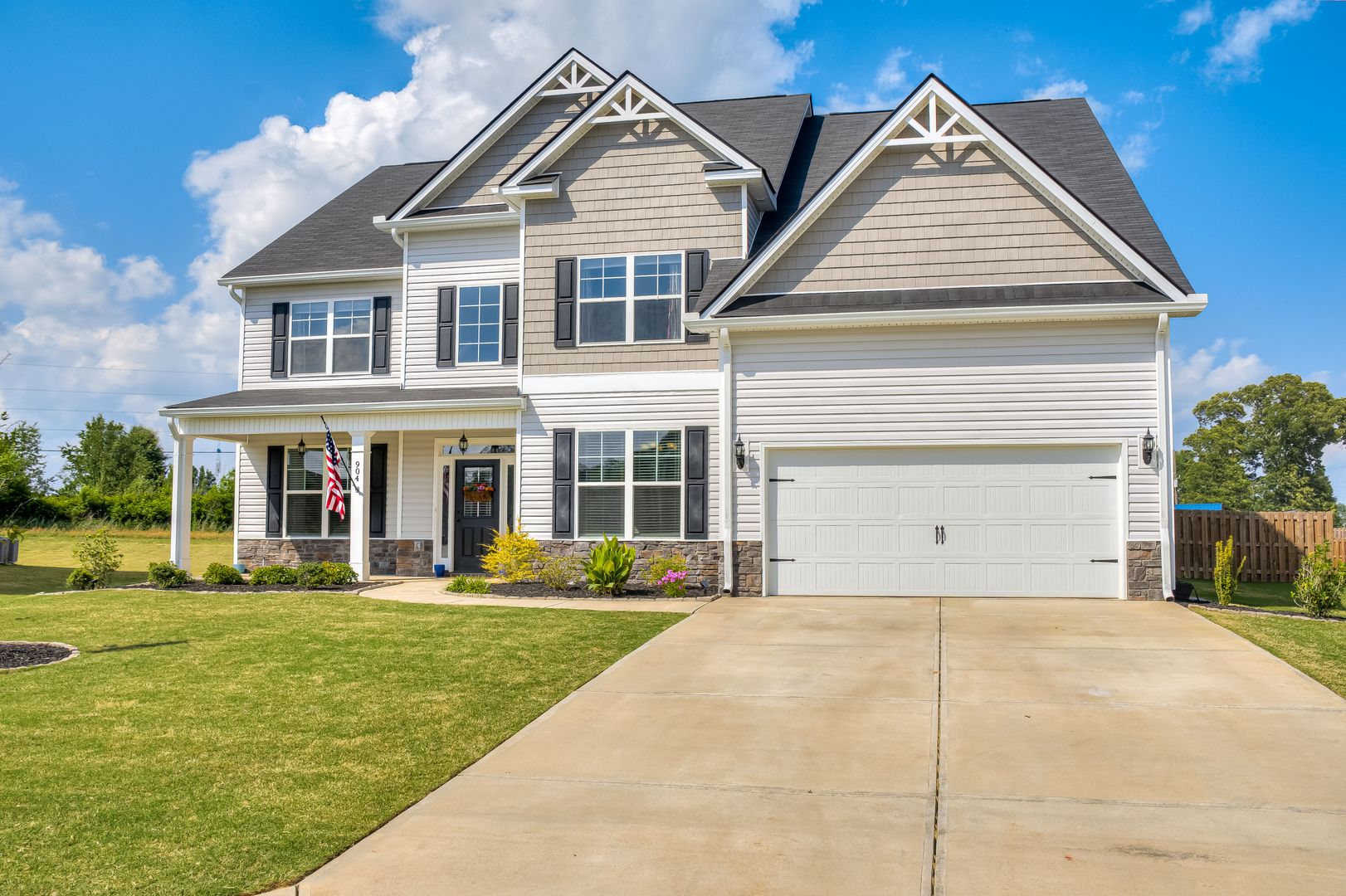Grovetown House: 904 Calumet court
